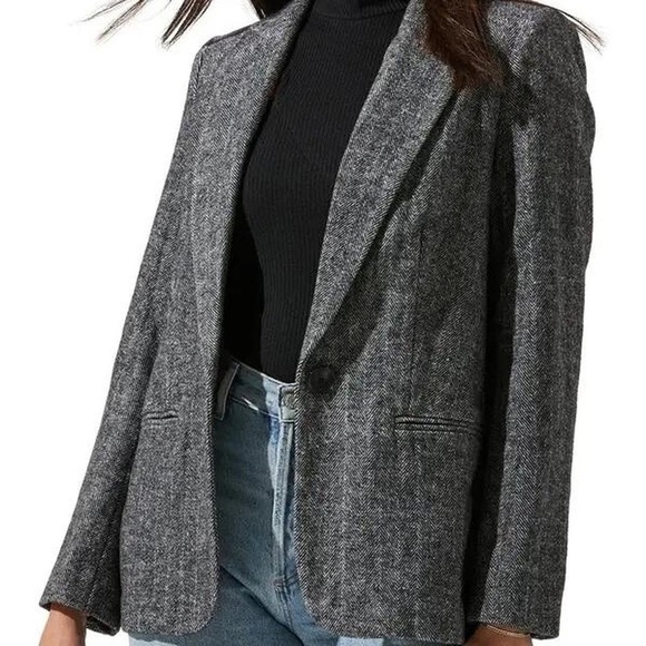 ASTR The Label Harlow Oversized Plaid Blazer - Picture 2 of 9